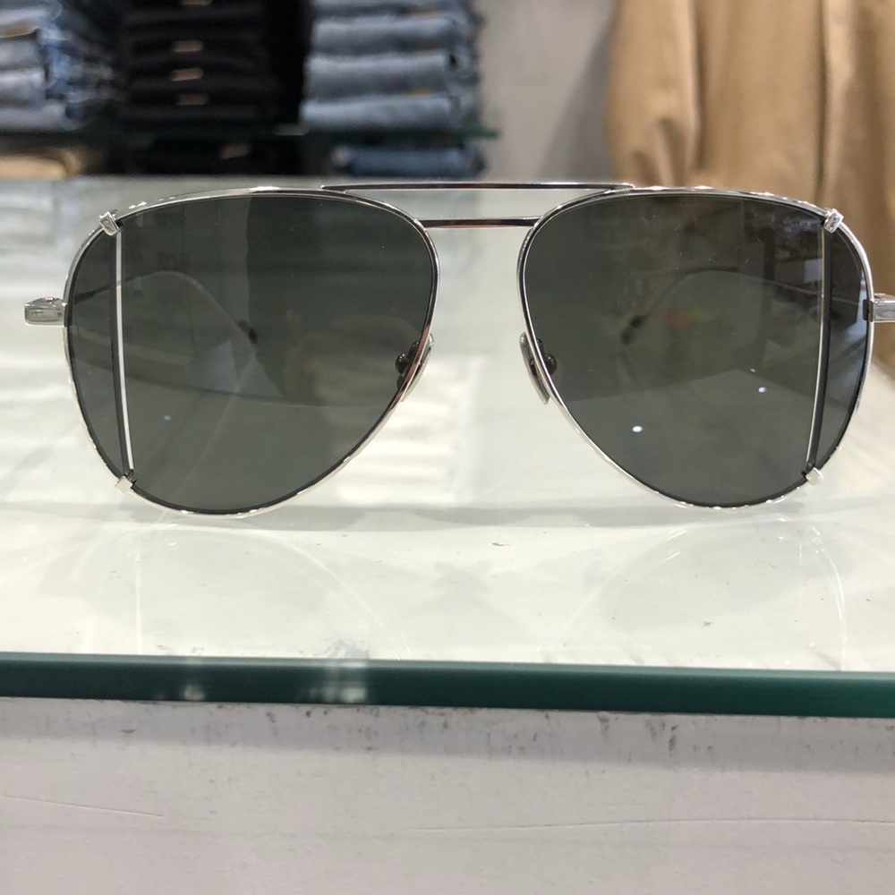 YSL YVES SAINT LAURENT 100% AUTHENTIC SUNGLASSES